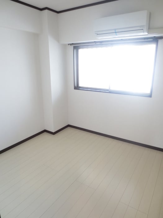 物件内観写真13　(居室)