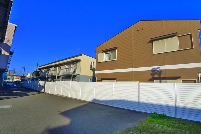 物件外観写真2　(周辺環境)