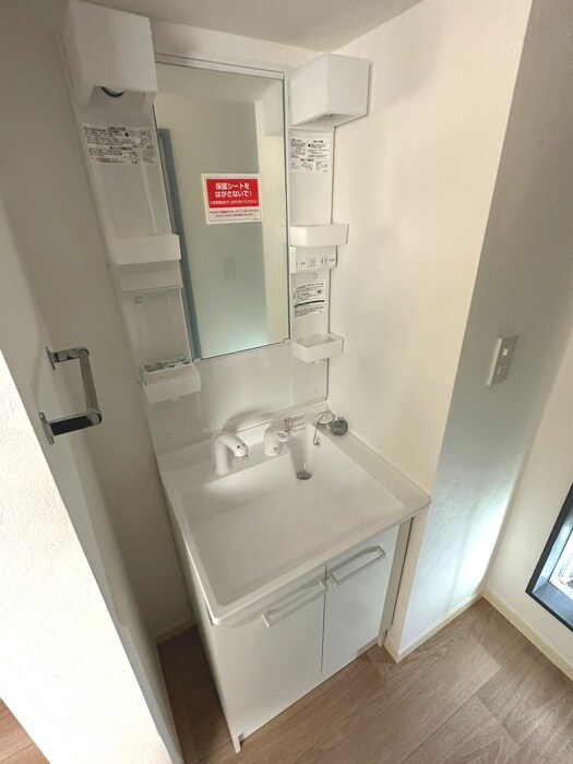 物件内観写真9　(洗面)