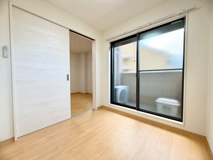 物件内観写真11　(居室)