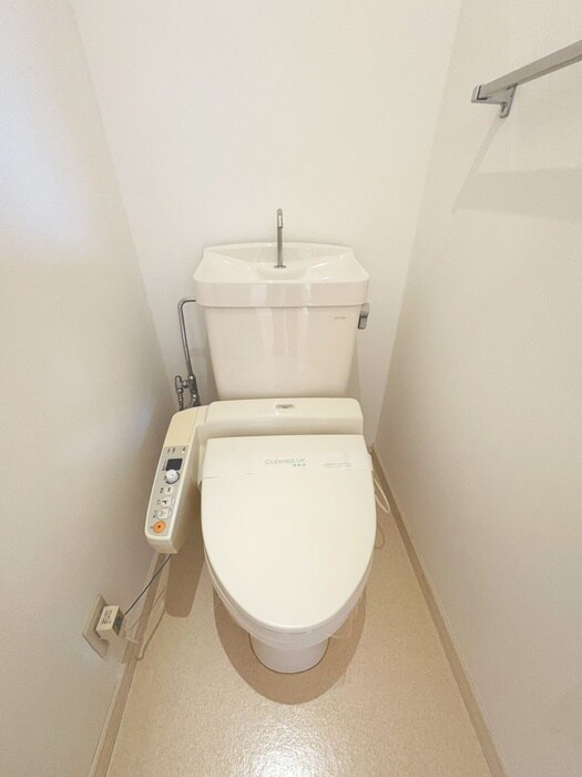 物件内観写真13　(トイレ)