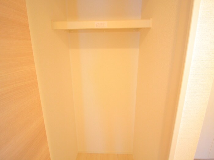 物件内観写真18　(収納)