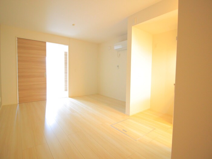 物件内観写真21　(居室)