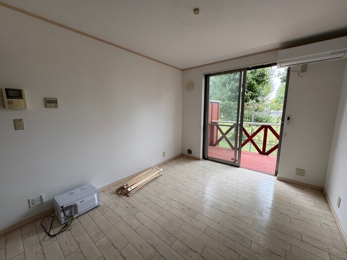 物件内観写真8　(居室)