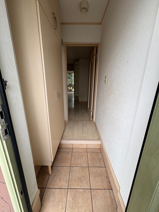 物件内観写真21　(玄関)