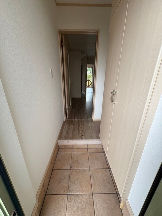 物件内観写真20　(玄関)