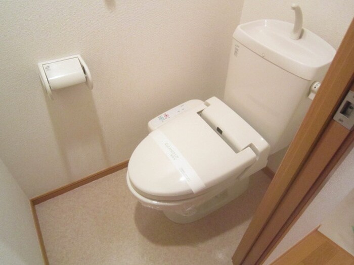 物件内観写真12　(トイレ)