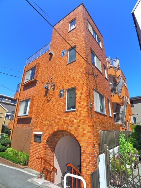 コジマニュ－マンション外観写真