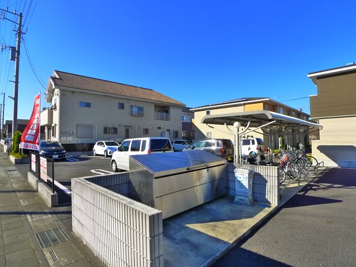 物件外観写真4　(駐輪場)