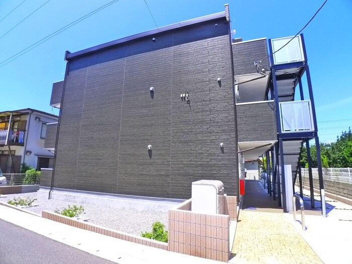 物件外観写真2　(外観写真)