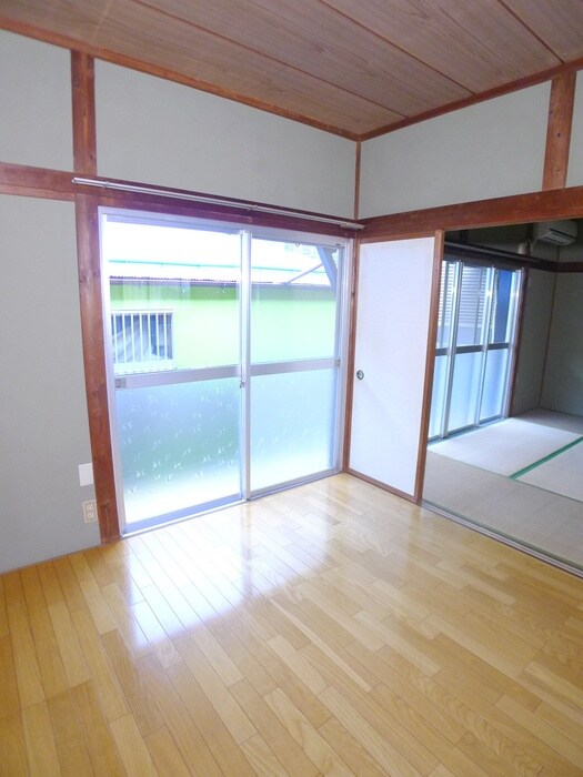 物件内観写真12　(居室)