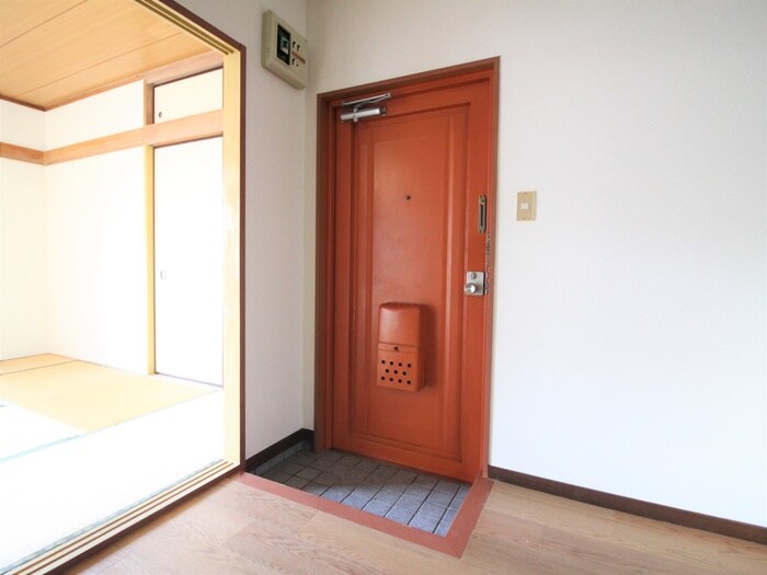 物件内観写真20　(玄関)