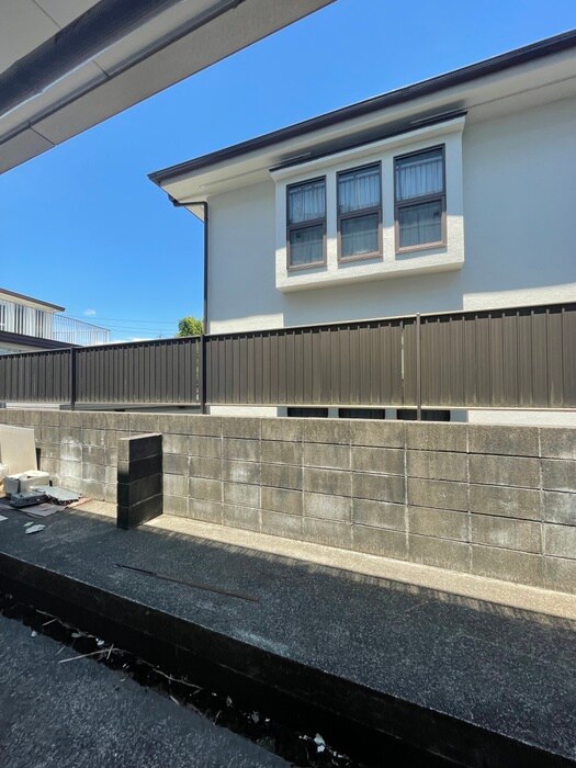 物件内観写真16　(室内からの展望)