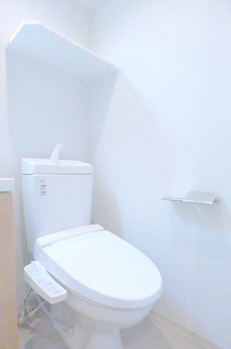 物件内観写真14　(トイレ)