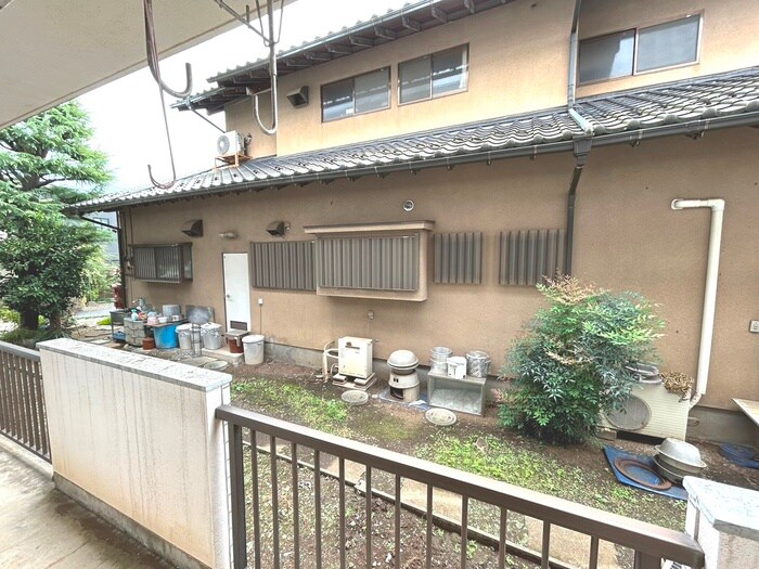 物件内観写真17　(室内からの展望)