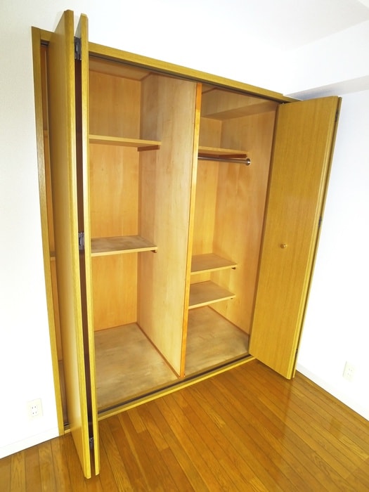 物件内観写真11　(収納)