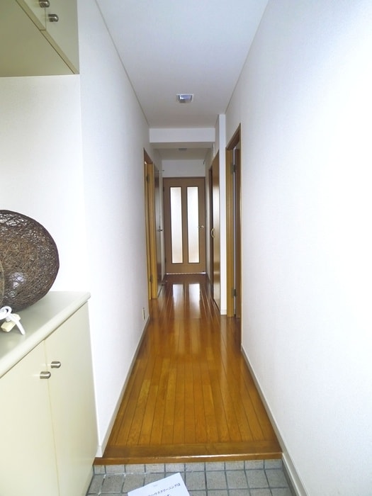 物件内観写真19　(玄関)