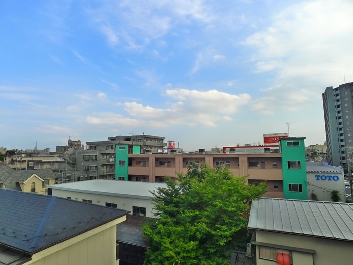 物件内観写真21　(室内からの展望)