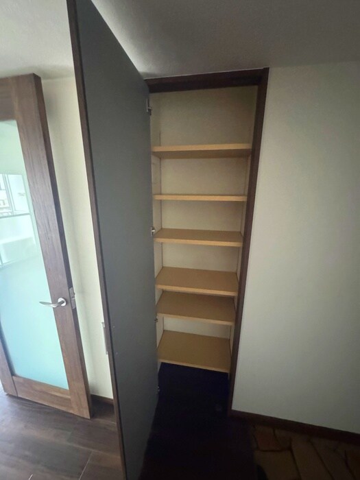 物件内観写真8　(靴箱)