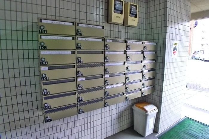 物件外観写真4　(建物設備)