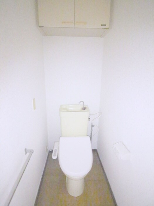 物件内観写真11　(トイレ)