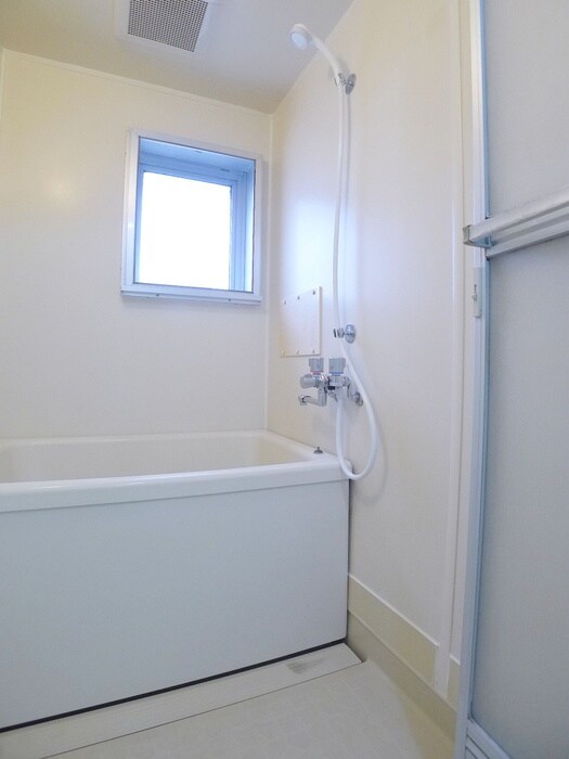 物件内観写真13　(バス／シャワールーム等)