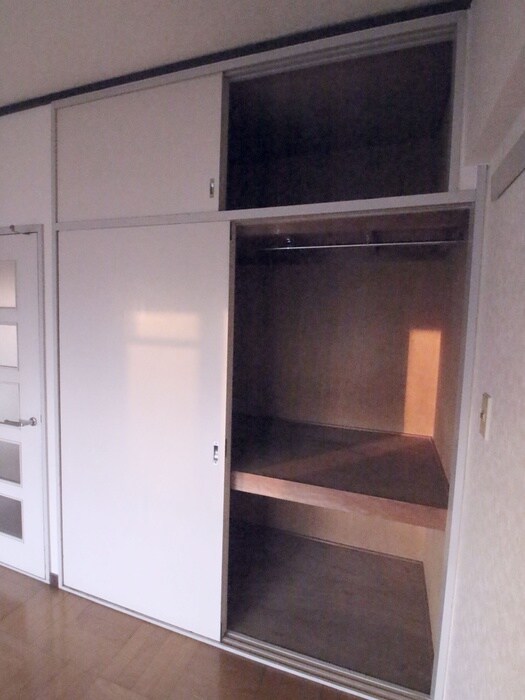 物件内観写真14　(収納)