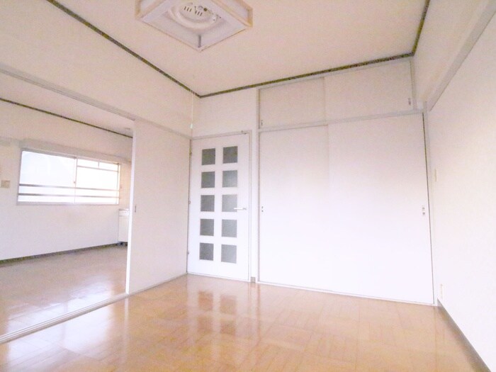 物件内観写真19　(居室)