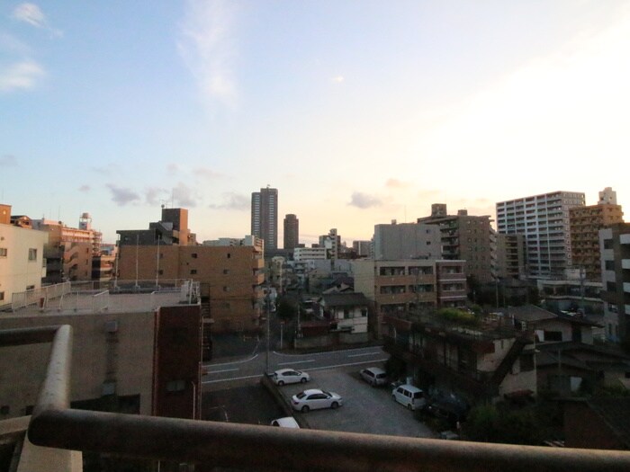 物件内観写真22　(室内からの展望)