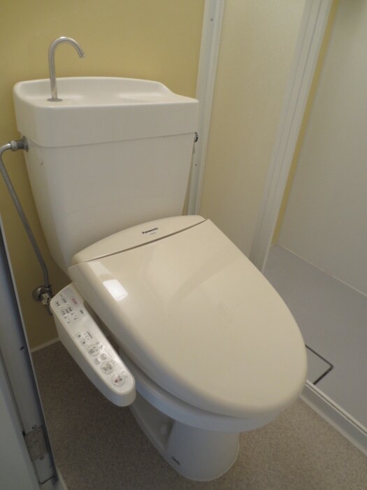 物件内観写真9　(トイレ)