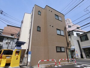 フラット新中野外観写真