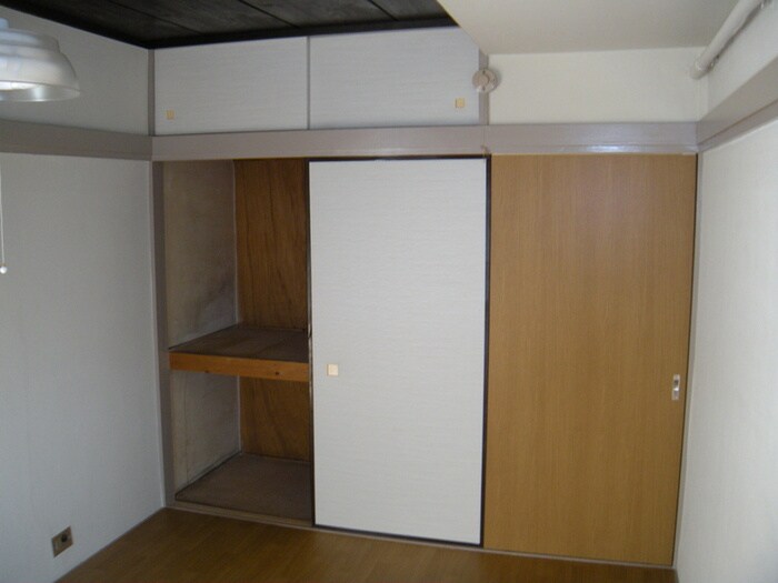 物件内観写真12　(居室)