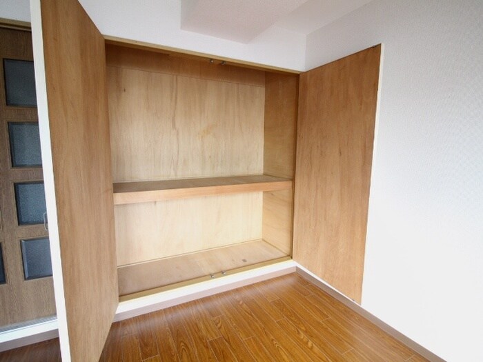 物件内観写真9　(収納)