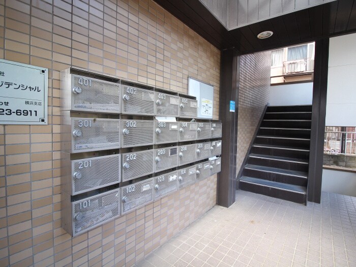 物件外観写真4　(建物設備)