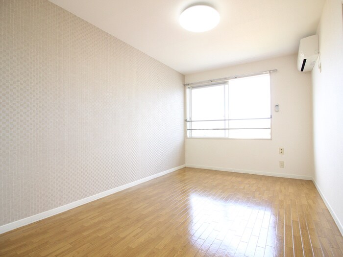 物件内観写真10　(居室)