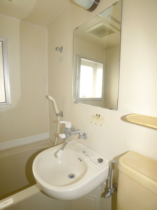 物件内観写真11　(洗面)