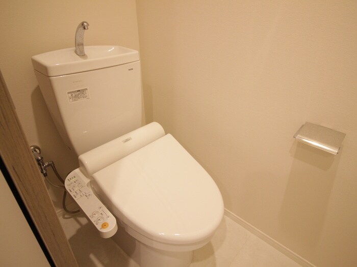 物件内観写真13　(トイレ)