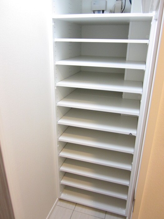 物件内観写真16　(靴箱)