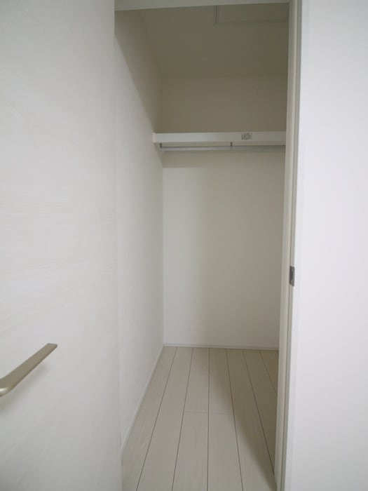 物件内観写真10　(収納)