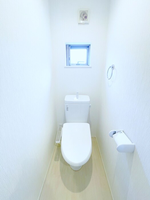 物件内観写真13　(トイレ)