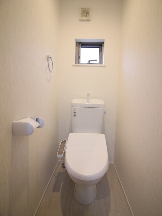 物件内観写真14　(トイレ)