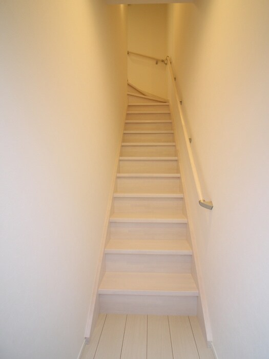 物件内観写真17　(廊下)