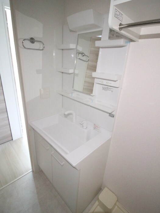 物件内観写真13　(洗面)