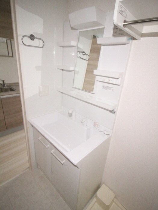 物件内観写真13　(洗面)