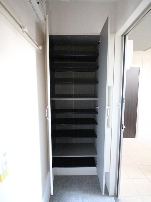 物件内観写真19　(靴箱)