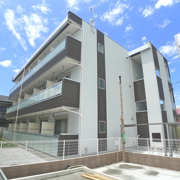 物件外観写真1　(外観写真)