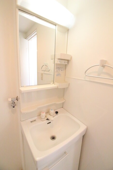 物件内観写真11　(洗面)