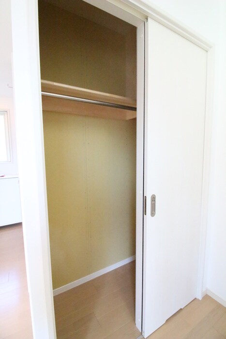 物件内観写真15　(収納)