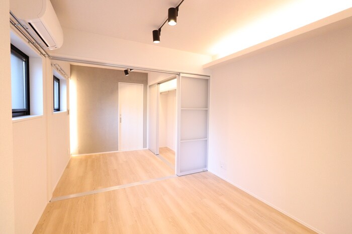 物件内観写真19　(居室)