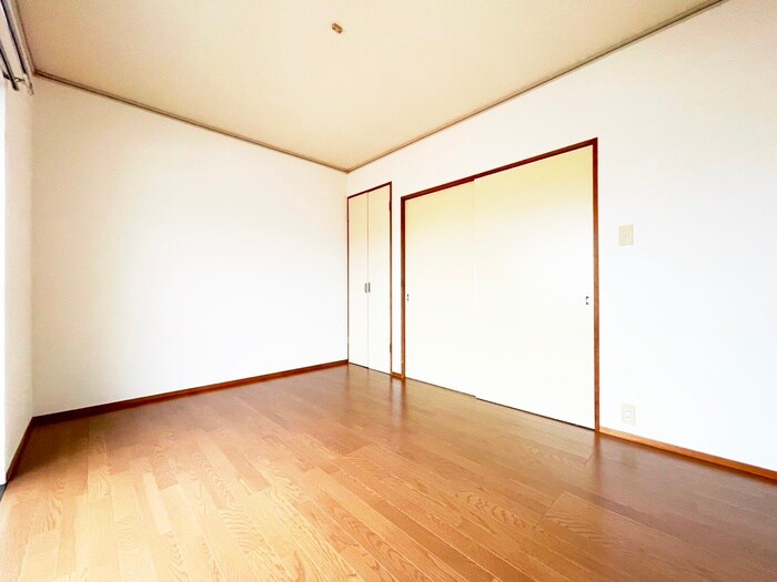 物件内観写真10　(居室)